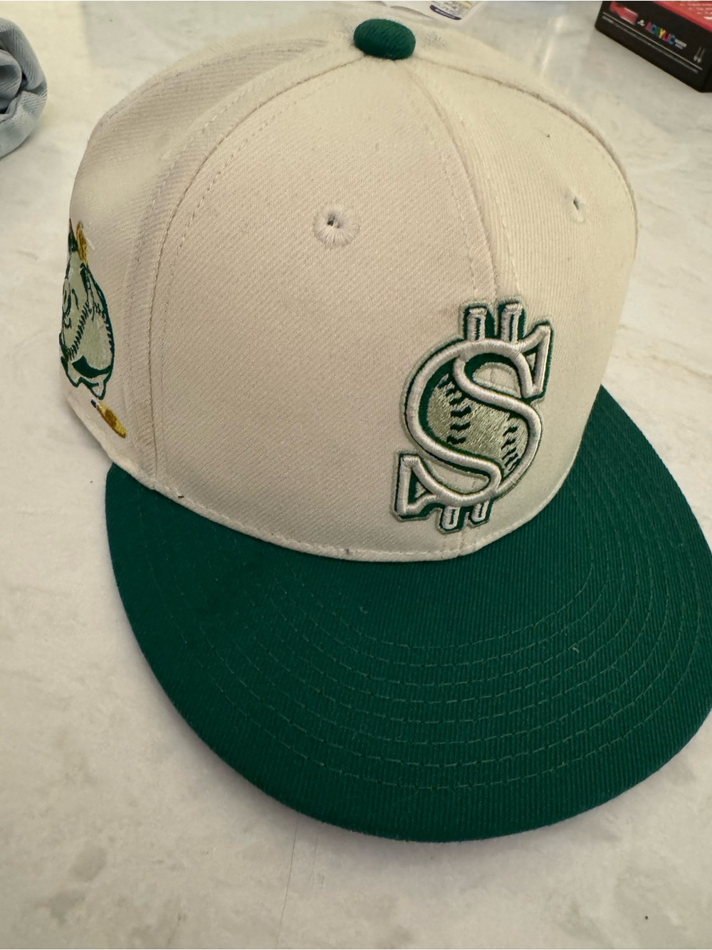 Baseballism youth snap back hat